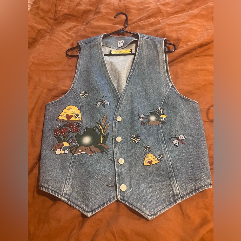 Jean Vest